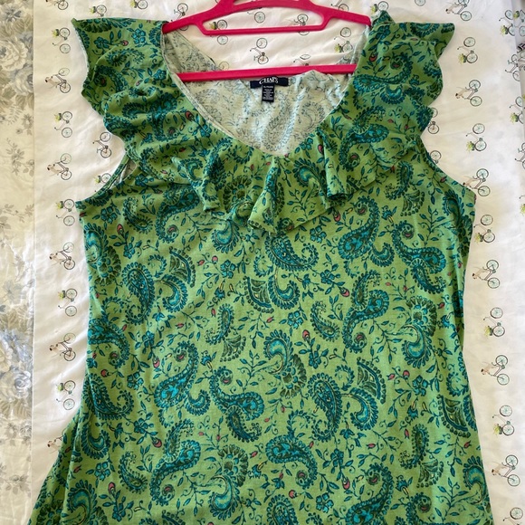 Summer Ruffled Shoulders 🦎 - Picture 3 of 5